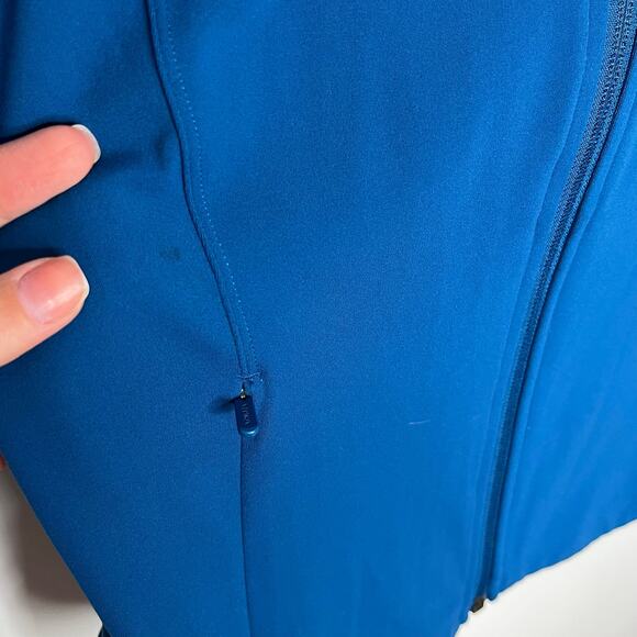Athleta Salutation Full Zip Jacket Womens Medium Blue Athleisure Workout Pockets - Picture 12 of 12